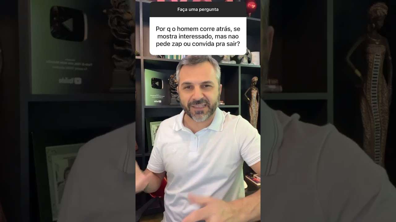 Ele se mostra interessado, mas não convida pra sair