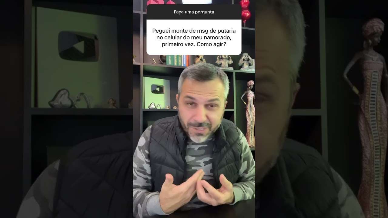 Pegou um monte de mensagem de PUT4RI4 no celular do namorado